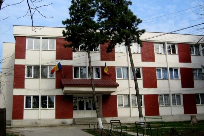 seminarul_dorohoi_fata